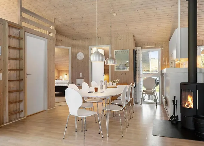 4 Bedroom Awesome In Saltum