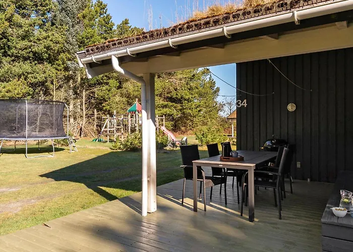 Semesterbostad 4 Bedroom Awesome In