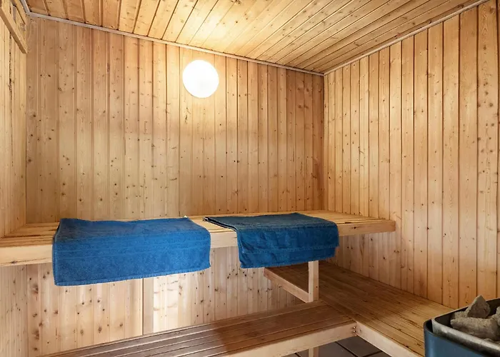 Semesterbostad 4 Bedroom Awesome In *