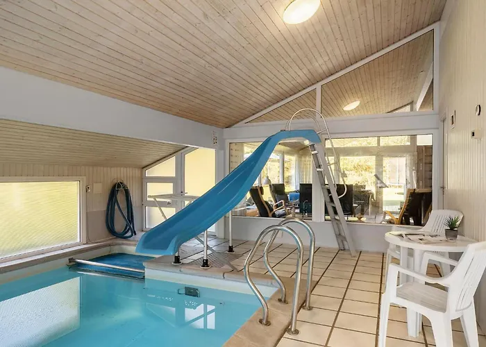 4 Bedroom Awesome In